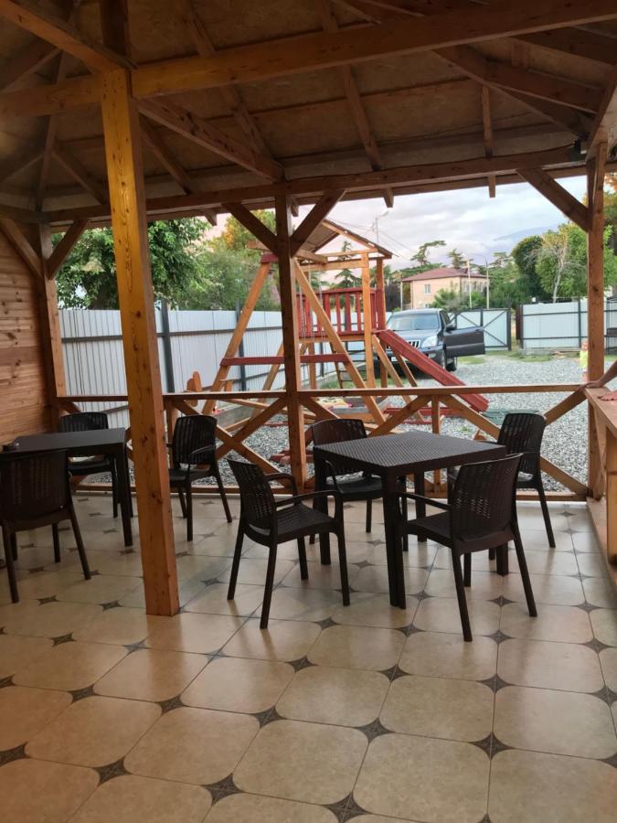 Guest House Dana Pitsunda Exterior foto